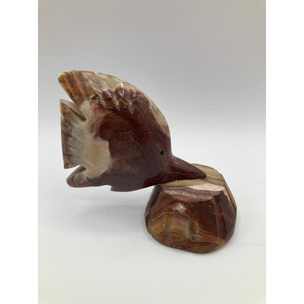 Hand-Carved Onyx Stone Fish Figurine 'Florida' Souvenir Coastal Decor Sculpture - Picture 2 of 3